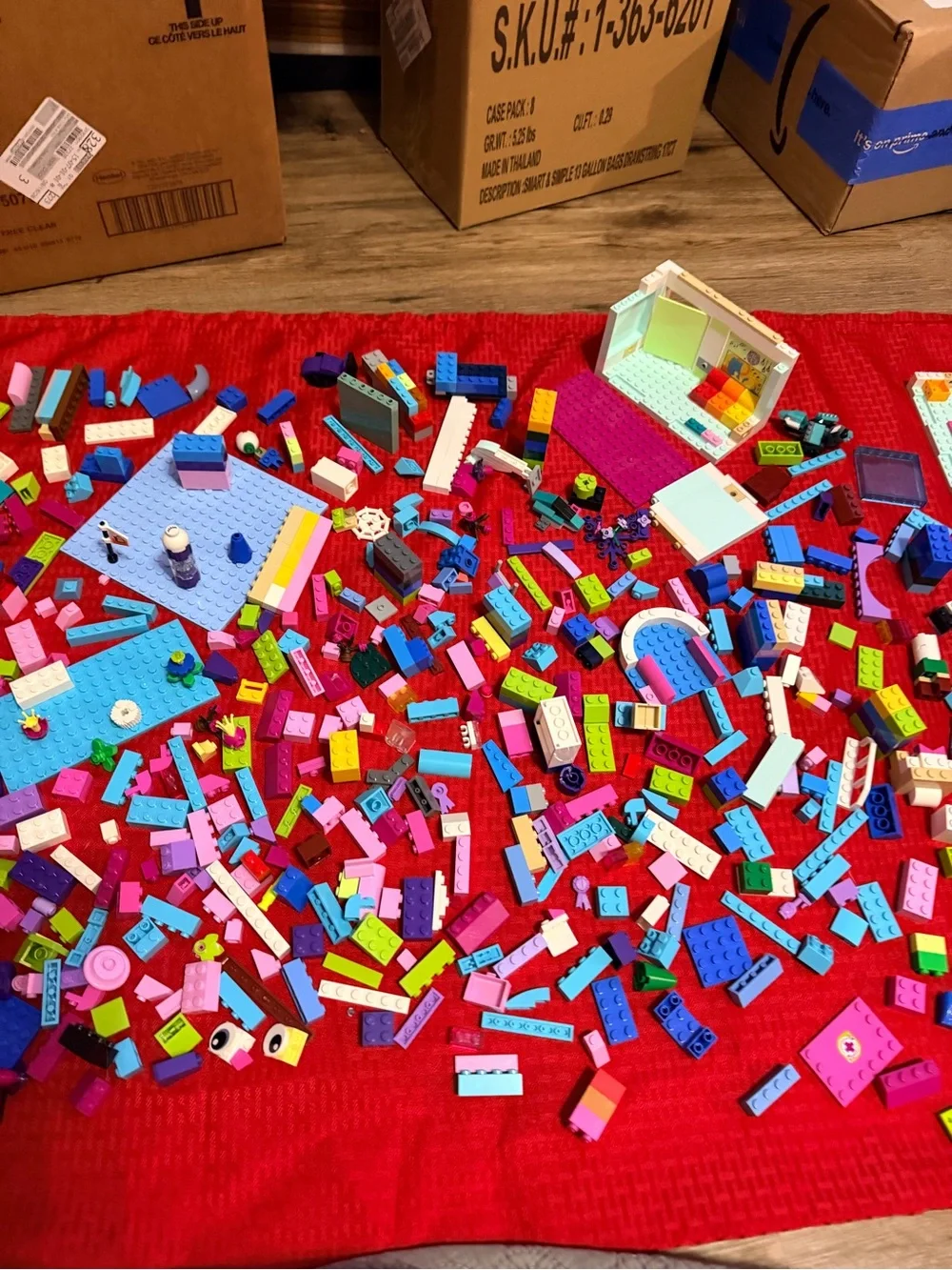 Lego lot with Azari Firedancer mini figure